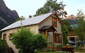 Charlie'S Guesthouse